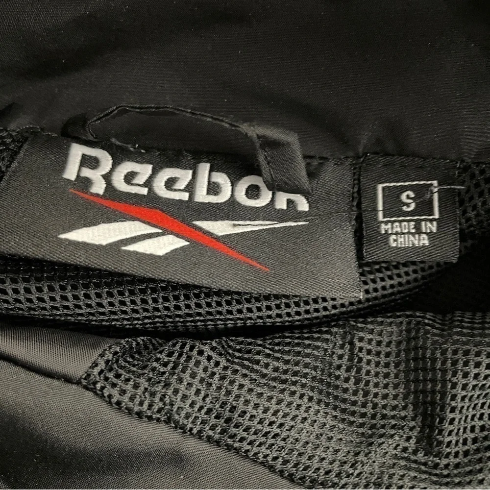 Reebok black and gray lightweight windbreaker NWT small